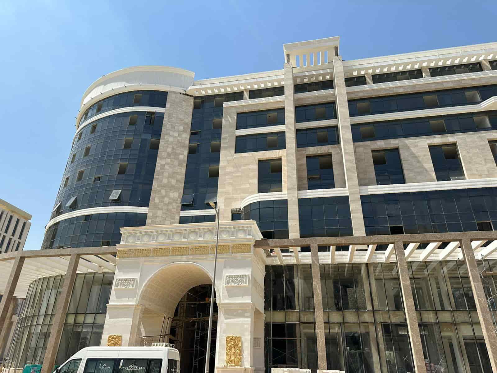 مول الشانزليزيه